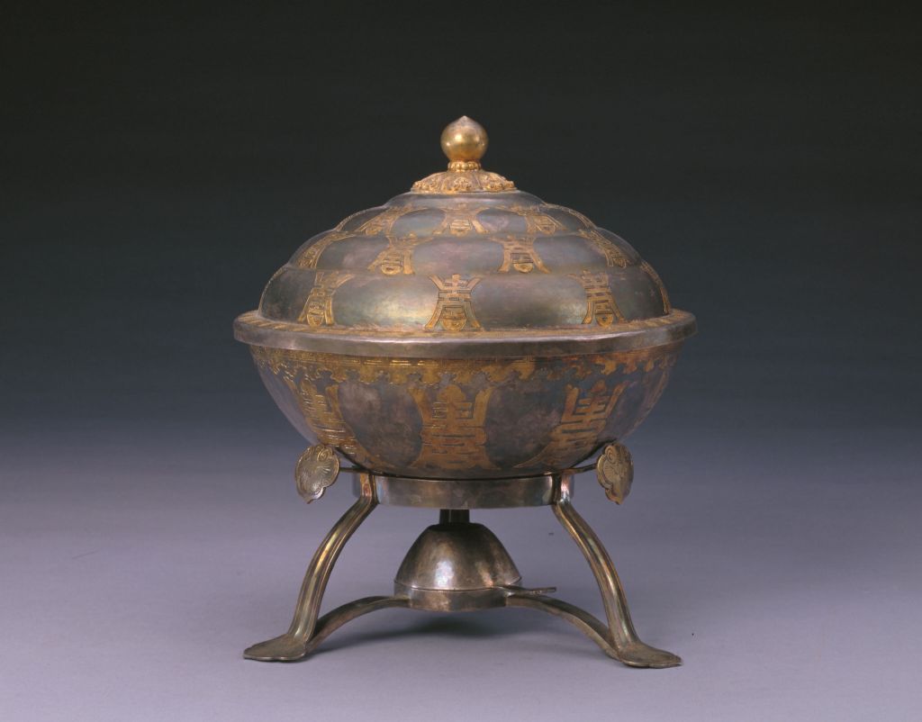 图片[1]-Silver plated fire bowl with longevity character-China Archive